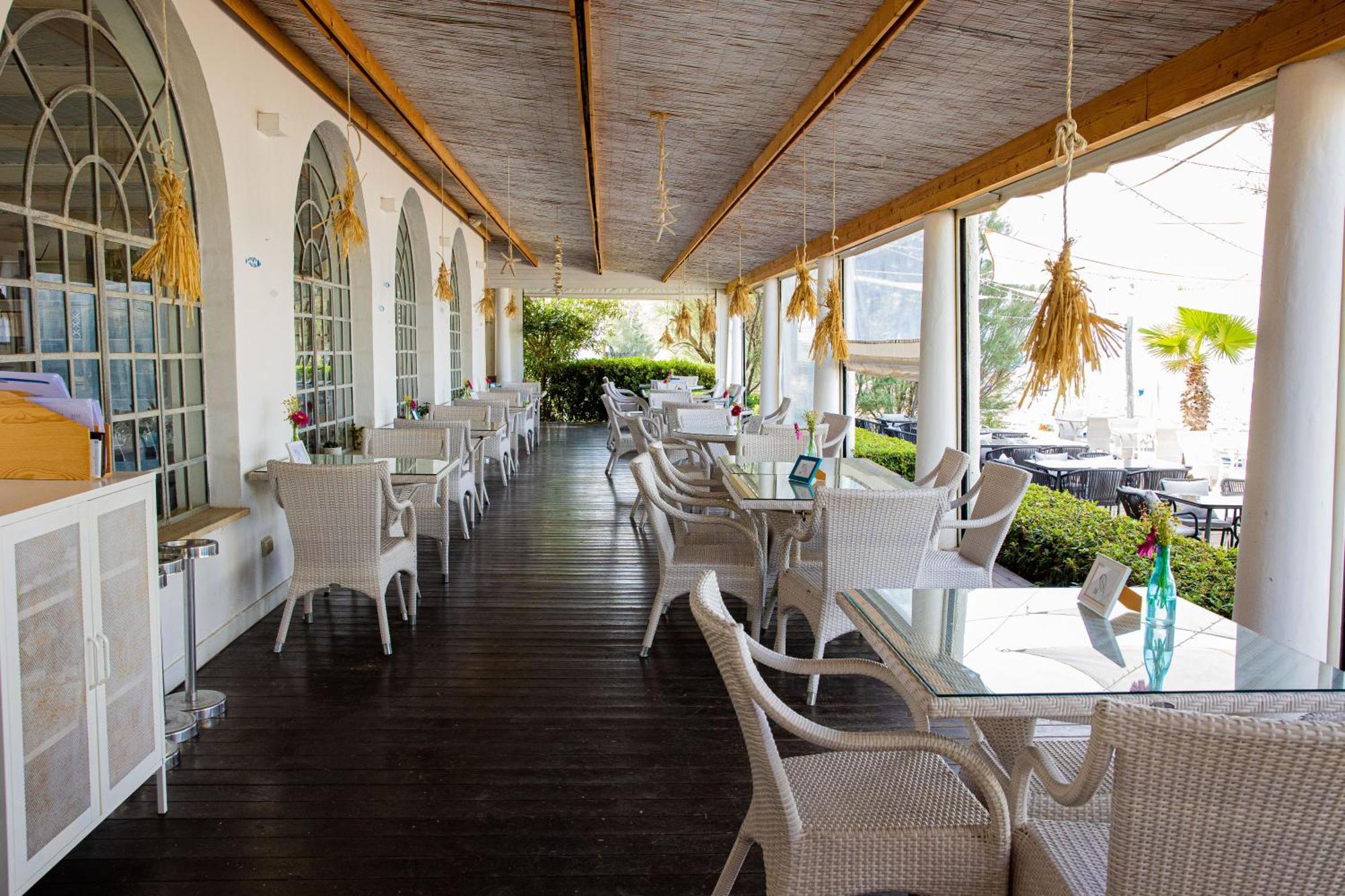 Camping Villaggio Nettuno Di 4*